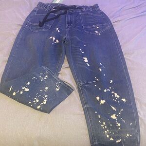 Stylish Barrel Jeans with  Splatter design